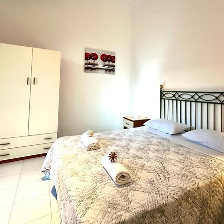 A Un Passo Dal Massimo 2 Apartment Palermo Ngoại thất bức ảnh